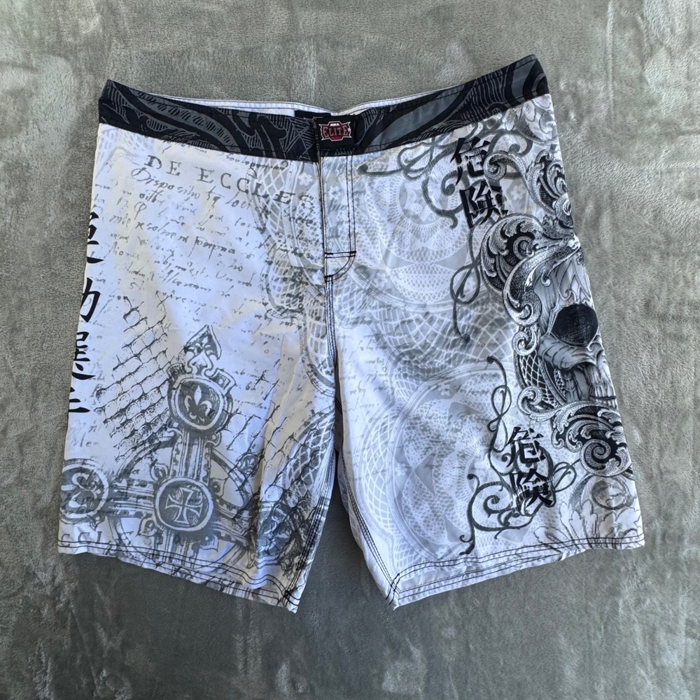 MMA Elite Board Shorts Mens XL White Skull Y2K Fightcore MMA Streetwear